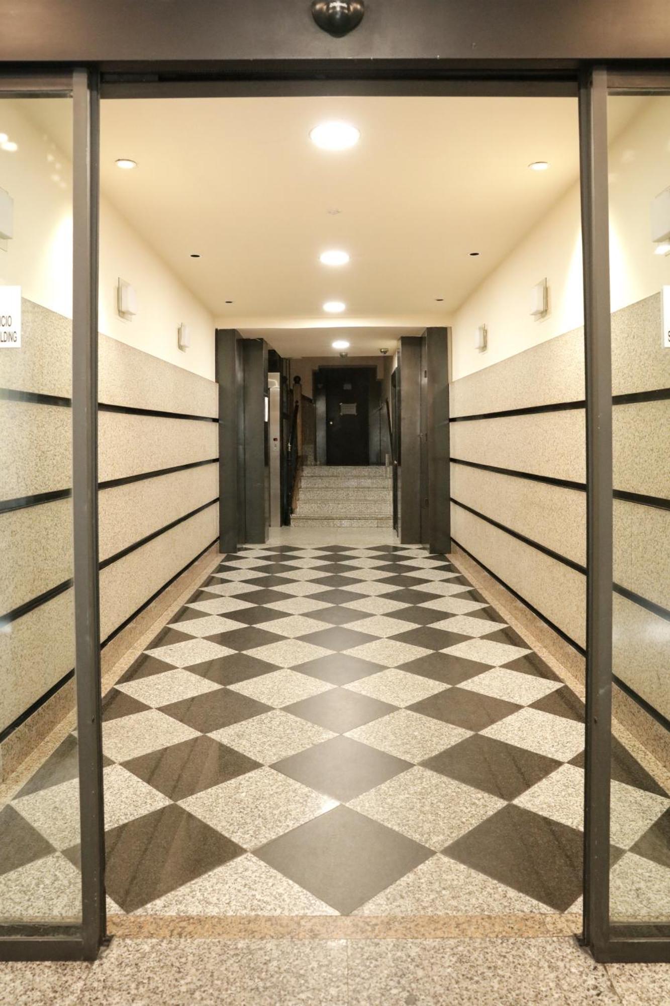 Hostal Royal Cruz Madryt Zewnętrze zdjęcie