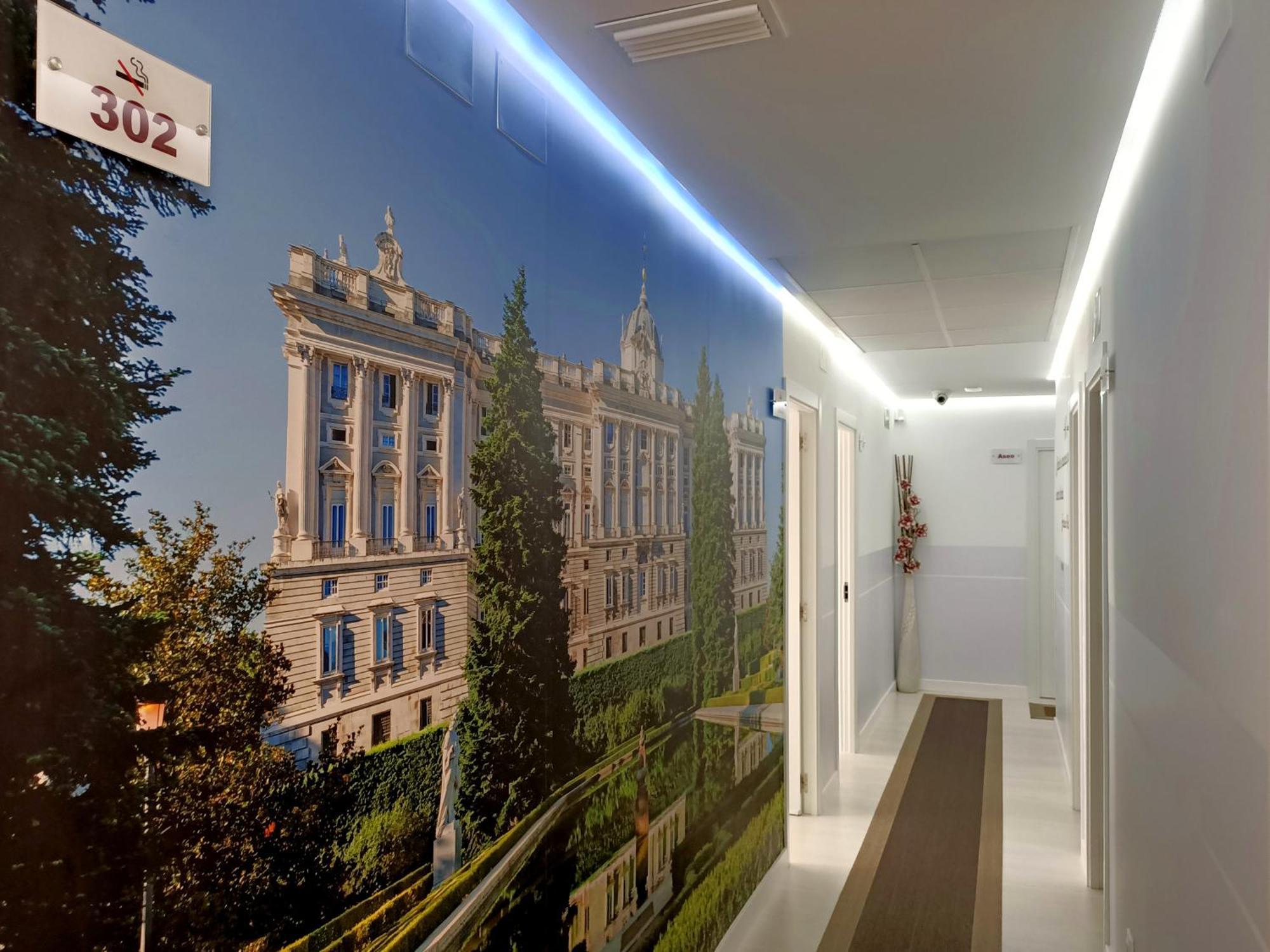 Hostal Royal Cruz Madryt Zewnętrze zdjęcie